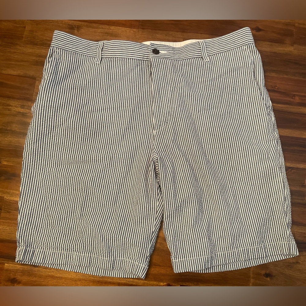 Dockers blue/white seersucker shorts, size 38 waist, 10” inseam, great condition